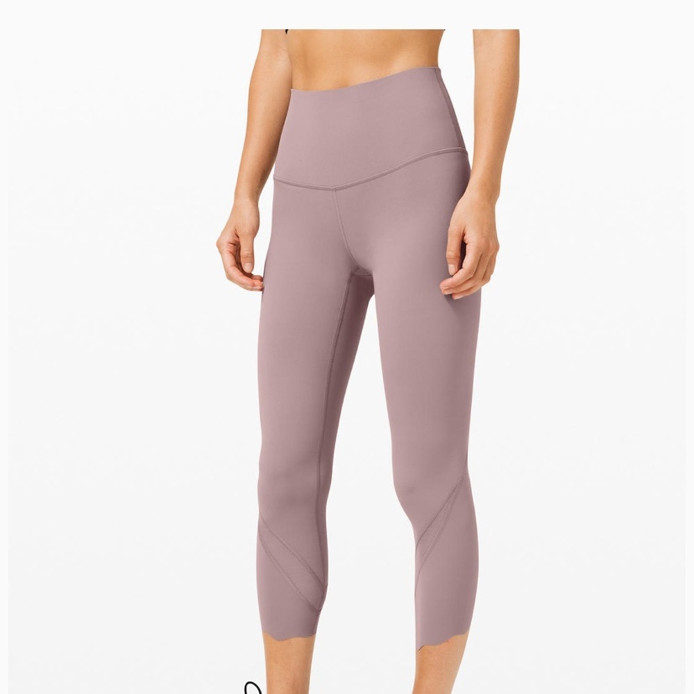 Scalloped Lululemon’s